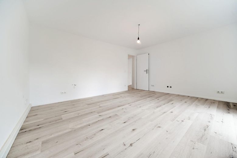 Appartamento maisonette con terrazza, giardino e balcone – senza provvigione ad Alterlangen – Foto 26