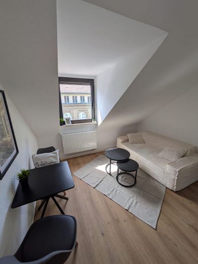 Piso amueblado de 2 habitaciones en Stuttgart-Oeste – Wohnzimmer
