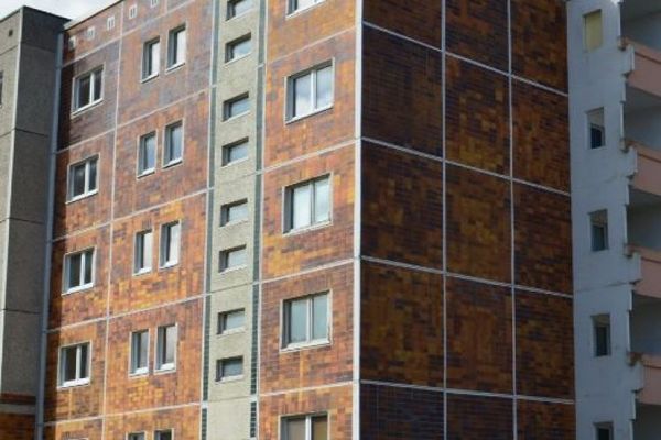 2-Zimmer-Wohnung mit Wanne in Rostock-Toitenwinkel – ab sofort verfügbar