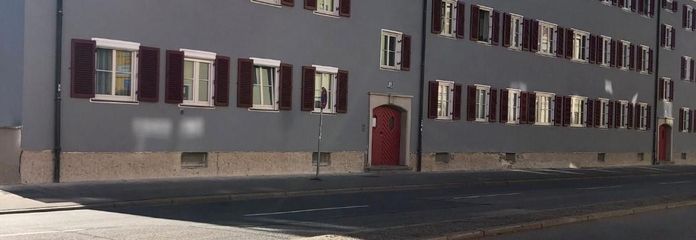 Gebäude