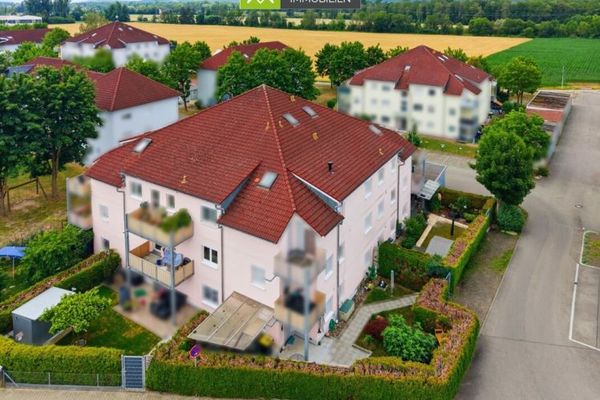 360° I Ampio appartamento con 2 locali a Illertissen con balcone e posto auto esterno