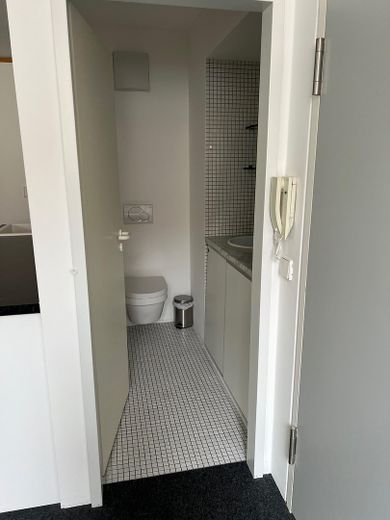 WC 02