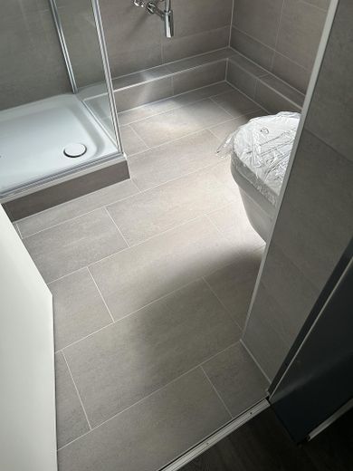 Penthouse tarzında tamamen yenilenmiş ve boş (kiralanmamış) – Bad