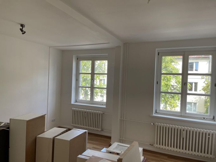 Helle Wohnung 15-10 in der Nähe der Uni – Großes Zimmer
