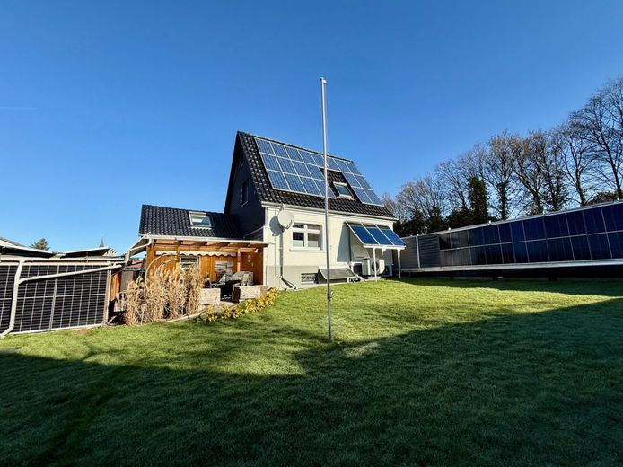 Fröndenberg-Hohenheide: Altbau, aber nicht vom alten Eisen - Energetisch und technisch im TOP Zustand! – Haus kaufen Fröndenberg-Hohenheide