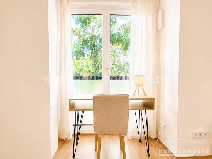 Hochwertig möblierte 2-Zimmer-Wohnung mit Balkon – 12e26a7759fac500eafac31fea8f1e7d2a424560.jpg
