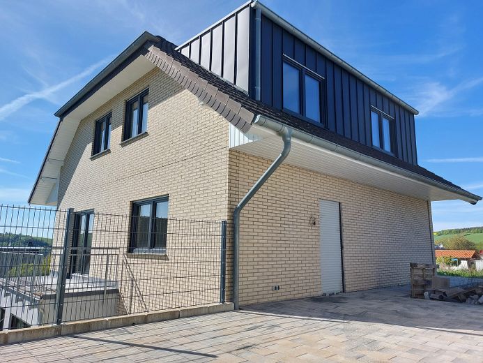 Haus außen Dachgaube