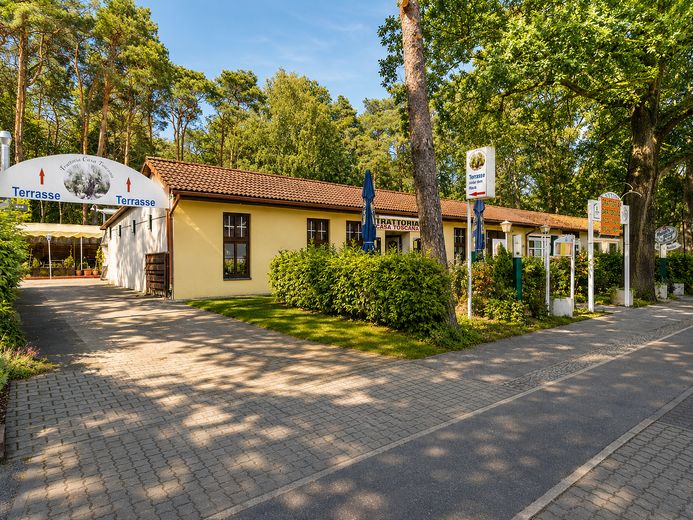 5,6 % Rendite – Gewerberiegel mit 11 ha Wald in Reinickendorf – Gewerbe 3