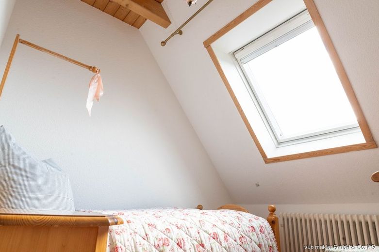 Stilvolles Wohn- und Geschäftshaus mit flexiblem Gewerbe und viel Raum zum Leben – VUB2388-10
