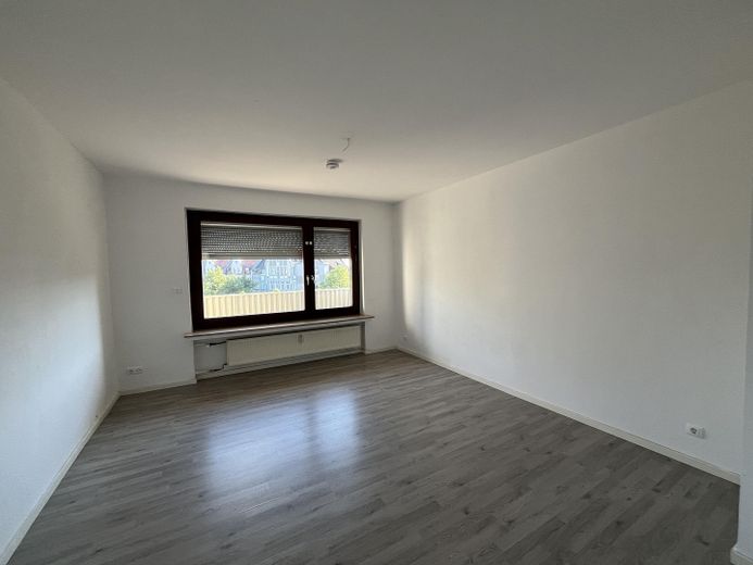 Appartement de 3 pièces à Hannover-Döhren | 80 m² | 2 balcons | sans commission – Zimmer 1