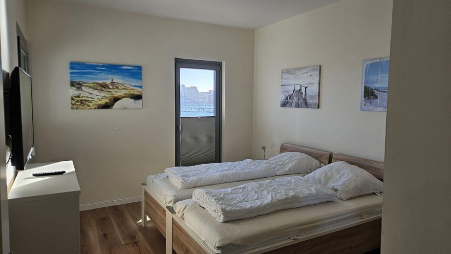 Schlafzimmer rechts