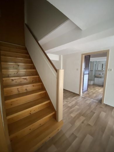 Ampio appartamento di 5,5 locali su due piani a Lautenthal – Foto 9