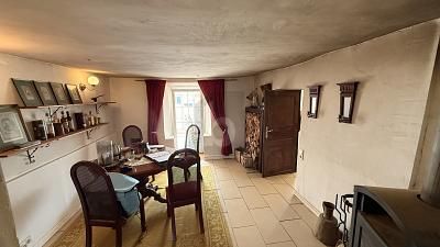 COZY HOME WITH SPECIAL CHARACTER – 1789988957_a67a18.jpg