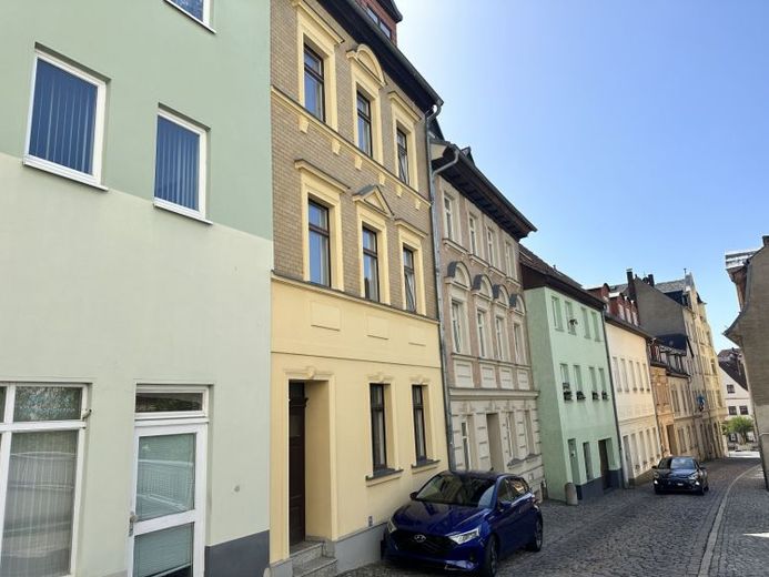 Urokliwy dom na Starym Mieście z historycznym charakterem w centrum Altenburga! – Foto 1
