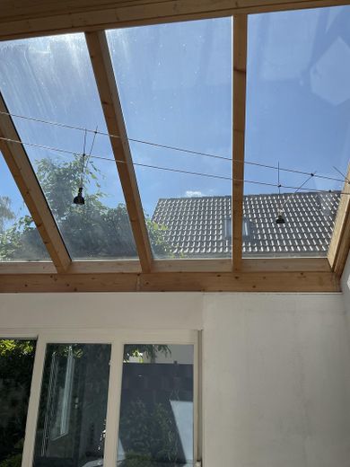 Charmantes Einfamilien-Endreihenhaus mit Garten in stadtnaher und ruhiger Lage – Wintergarten