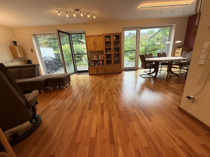 Wohnzimmer mit viel Platz