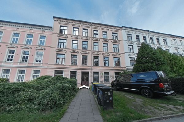 2 Zimmer, DG-Wohnung (3.OG) zur Miete, Am Saarplatz, Uninähe, WG-fähig, KTV, Rostock