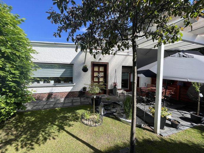 EEingangsbereich zum Bungalow