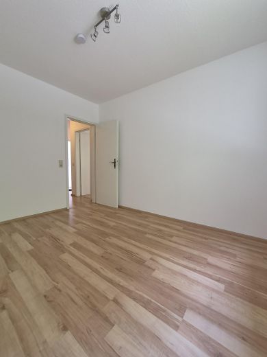 Wunderschön geschnittene 2,5-Zimmer-Wohnung mit französischem Balkon in Bad Soden-Salmünster. – Foto 9
