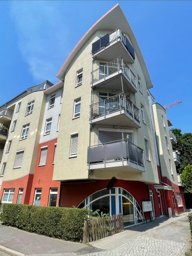 Amplio piso en propiedad de 3 habitaciones con balcón   **   sin comisión – Außenansicht