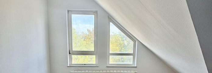 2-kamermaisonette met uitzicht op het groen en het meer, pas gerenoveerd, 42 m², parkeerplaats in de ondergrondse garage