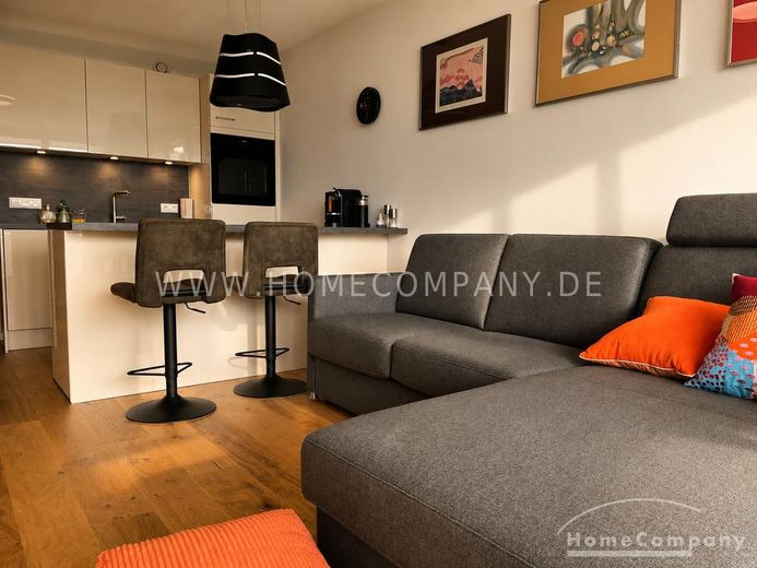 Erstbezug nach Komplettsanierung – Hochwertiges Executive-Studio mit Alpenblick in Schwabing – b1af5e6b20e144ef7a16447028aa57c2346cf1ad.jpg