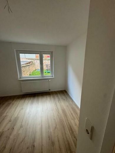 Erdgeschoßwohnung - Innenstadt - alles zu Fuß erreichbar - beste Wohnlage - worauf Warten? – 6 Zimmer