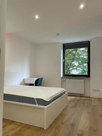 Gemütliches WG-Zimmer in guter Lage - München | Leopoldstraße 138 – Zimmer 2