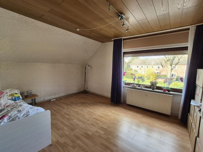 Finkenwerder: dom jednorodzinny z mieszkaniem dla członków rodziny – Schlafzimmer 1. OG