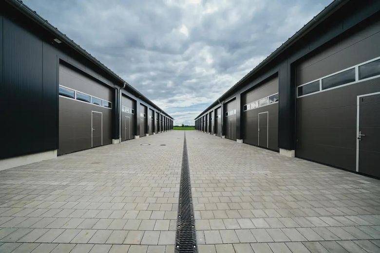 LAGERHALLE / XXL GARAGE ZUM MIETEN NEU 62 QM - TOP AUSSTATTUNG & LAGE – Foto 10