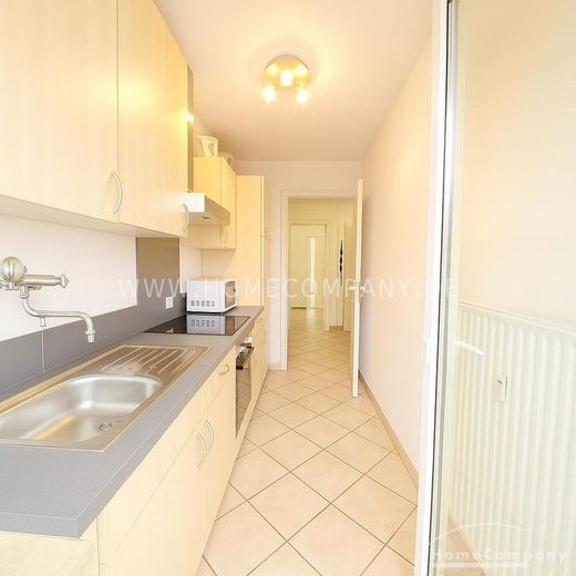 Gemütliches, voll möbliertes 2-Zimmer-Apartment mit Balkon in Sendling – 8afeb5af47282fec13da9cca9f5f8e6dd6efc85c.jpg