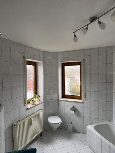 Ruhige und freie 3 Zi- Wohnung in Top Lage – Foto 2