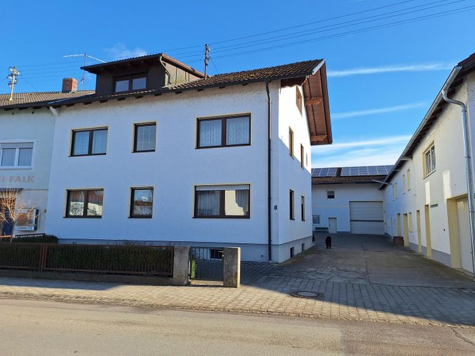 Casa residenziale con capannoni di stoccaggio senza commissioni – Foto 1