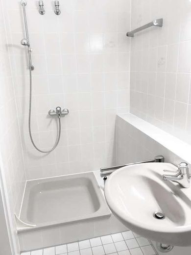 Badezimmer 2/Bathroom 2