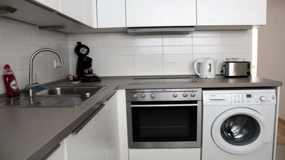 Centro città - Appartamento con 2 locali, 49m², vicino alla stazione centrale e all'università – Foto 13