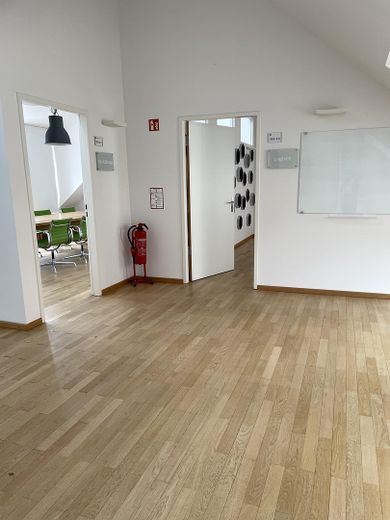 Workspace in Top-Lage: 3 Floors für dein Team im Herzen Münchens – OG 3 Raum 1