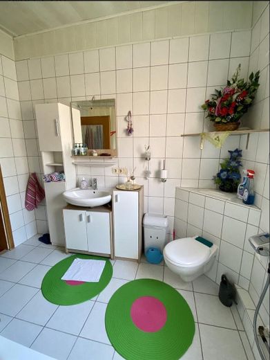 Ehemaliges Gasthaus mit viel Potenzial – Wohn- und Gewerbeimmobilie in 97900 Külsheim – Bad Obergeschoss