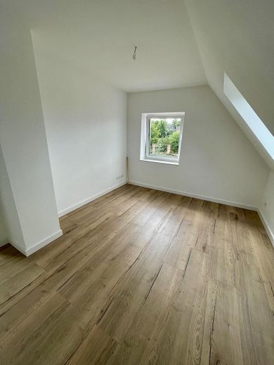 Kinder o. Gästezimmer OG