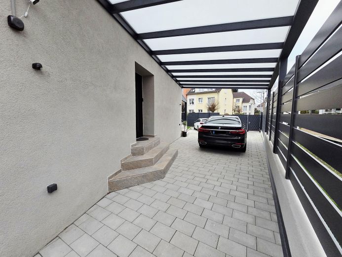 Wohnen auf hohem Niveau | Exklusives Einfamilienhaus | Kernsaniert & hochwertig ausgestattet –  Carport