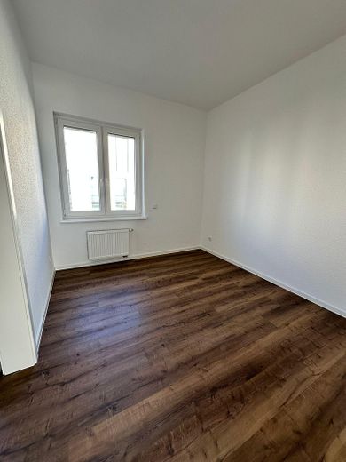 Prima occupazione dopo ristrutturazione completa – 133 m² | 3,5 locali | Posizione privilegiata sul Kaiserwall – Büro oder Esszimmer
