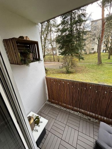 Naturnahe EG Wohnung mit Balkon – Foto 3