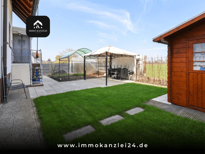 Ein Haus für mehrere Generationen – Wintergarten, Garten, Balkon & Doppelgarage – Foto 1