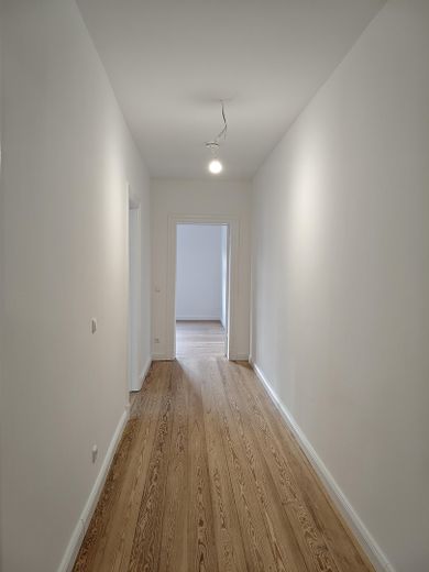 Attraktive 3-Zimmerwohnung im Komponistenviertel – Flur