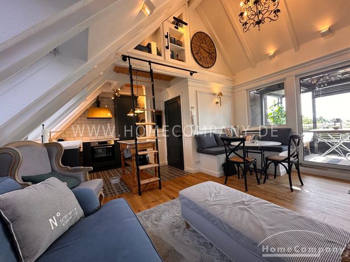 Helle und modern eingerichtete Wohnung im Loft Still mit Loggia – 8c0af5fa0585dd570e25e3b070f7cce58e6d0344.jpg