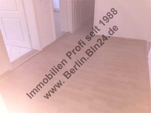 Dachgeschoss -Wohnung - Bruttokaltmiete – 11.2.15 011