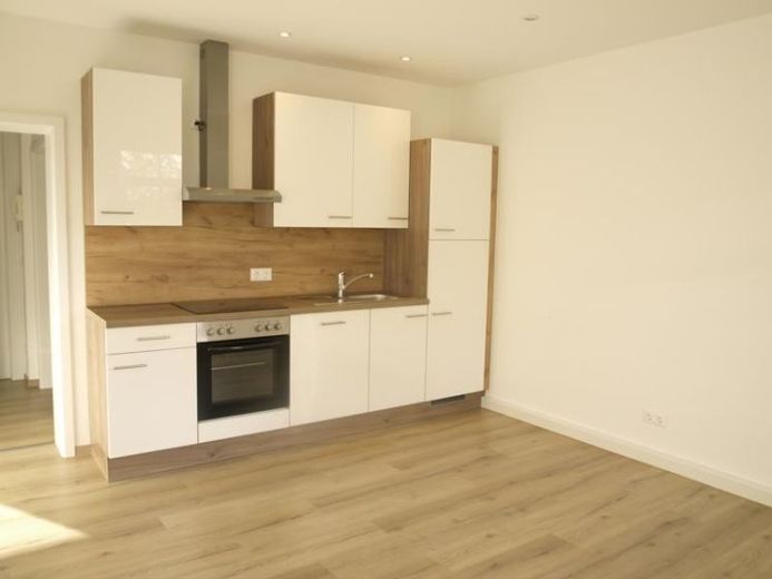 Senioren oder Single-Wohnung im Hochparterre mit EBK – Foto 1