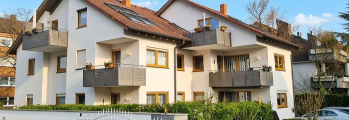 Ampio, luminoso e modernizzato appartamento di 4 locali all’ultimo piano con aria condizionata