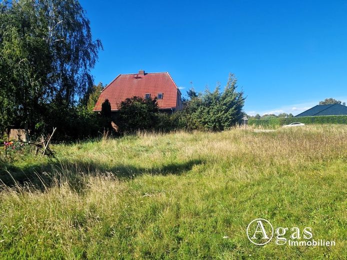 Bauträgerfreies Grundstück ca. 567 m² groß in idyllischer Lage in Teschendorf / Burg Stargard – Grundstück Ansicht 3