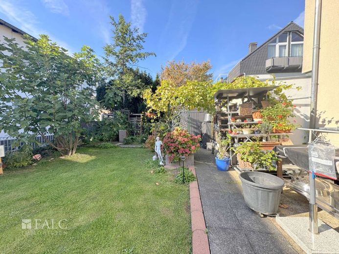 Zwei Generationen unter einem Dach – Garten