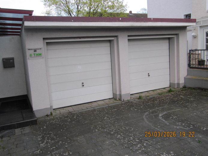 Büro Friedberg Nähe THM und Bahnhof – Garagen südlich vom Haus